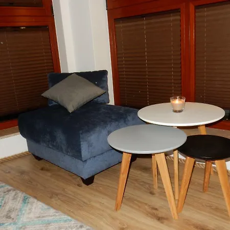 Seagdansk @ Waterlane Island Apartman
