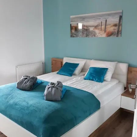 Seagdansk @ Waterlane Island Apartmán